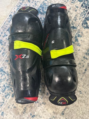 Senior Bauer Vapor 13" Shin Pads (Used)