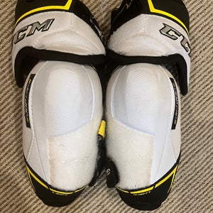 Junior Large CCM Classic Pro Elbow Pads (Used)