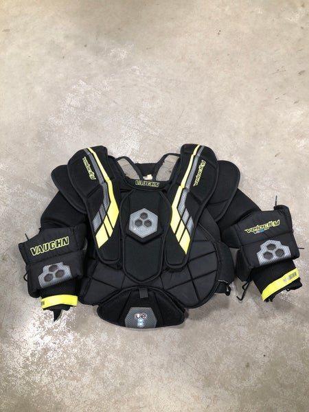Intermediate Extra Large Vaughn Velocity VE8 Int Goalie Chest Protector (Used)