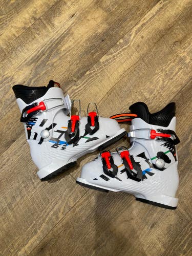 Mondo 19 & 19.5 Kid's Rossignol Hero J 3 Ski Boots (Used)