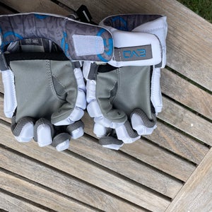 Warrior Evo Lacrosse Gloves Small (New)