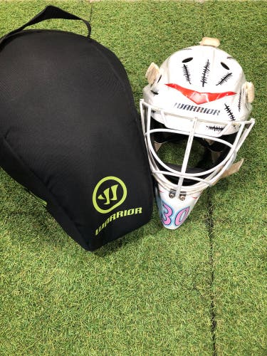 Senior S/M Warrior Ritual F2E+ Goalie Mask (Used)