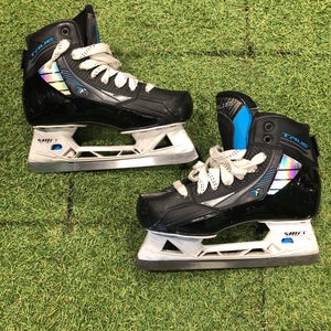 Intermediate True TF7 Hockey Goalie Skates Regular Width Size 5.5 (Used)