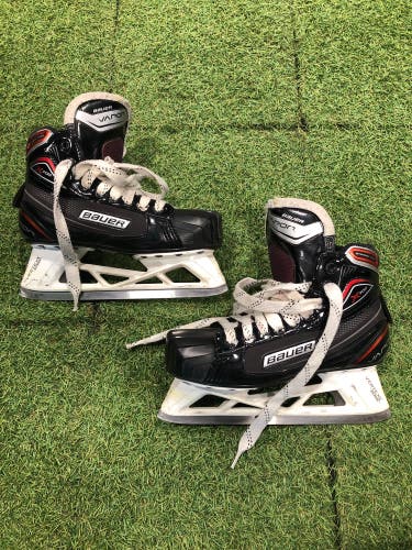 Senior Bauer Vapor X700 Hockey Goalie Skates Regular Width Size 6.0 (Used)