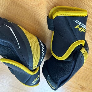 Junior Large Bauer Supreme Elbow Pads (Used)