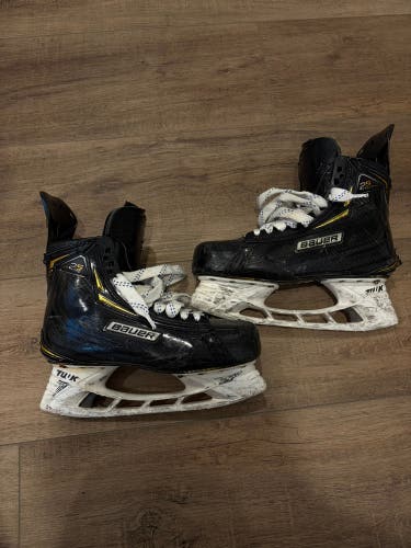 WHL Pro Stock Bauer Supreme 2S Pro Custom Hockey Skates 8D