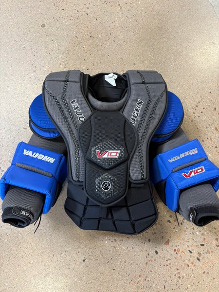 Senior Small Vaughn V10 Pro Goalie Chest Protector (New)