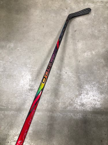 Senior Bauer Nexus Tracer Hockey Stick Right Handed P92 (Used)