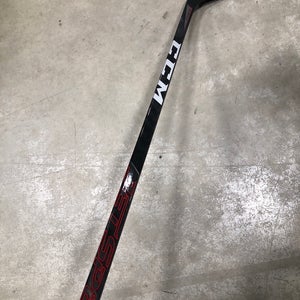 Senior CCM JetSpeed Team Hockey Stick Right Handed P28 (Used)