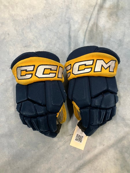 Blue Junior CCM 85C Gloves 10" (Used)
