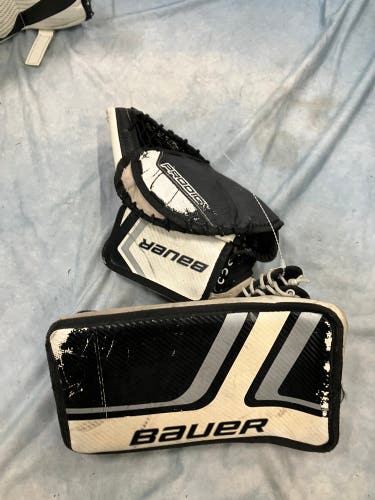 Youth Bauer Prodigy Goalie Gloven& Blocker Set Regular (Used)