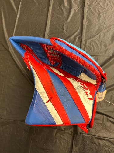Blue Senior CCM EFlex 5 Goalie Gloves & Blockers Regular (Used)