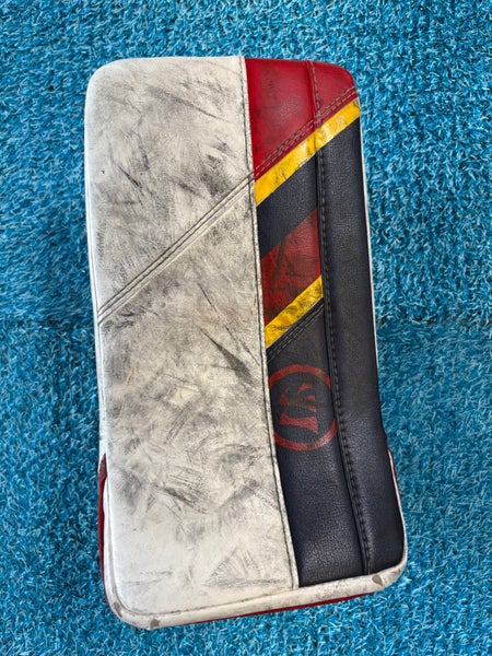 Junior Warrior Ritual G5 Goalie Blocker (Used)