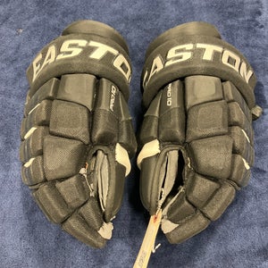 Black Senior Easton Pro 10 Gloves 14" (Used)