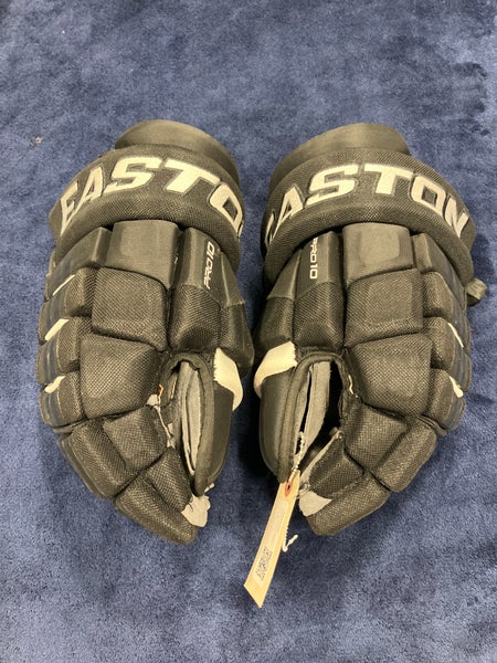 Black Senior Easton Pro 10 Gloves 14" (Used)