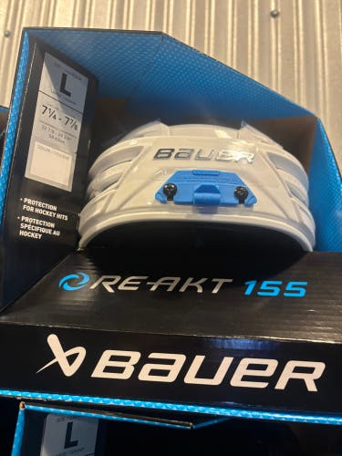 Large Bauer Re-Akt 155 Helmet (New)