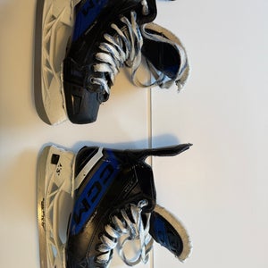 2024 CCM JetSpeed XTra Hockey Skates Regular Width Size 5.5 (Used)