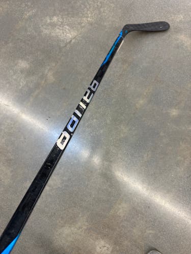 Intermediate Bauer Nexus Sync Hockey Stick Right Handed P92 (Used)