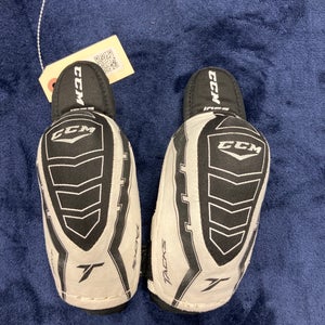 Junior Small CCM Tacks 1052 Elbow Pads (Used)