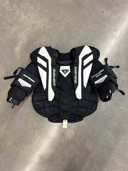 Senior XL Bauer Goalie Chest Protector (Used)
