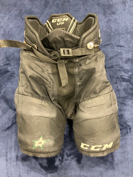 Black Youth Large CCM Hockey Pants (Used)