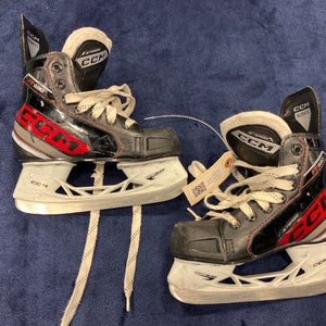 Youth CCM Jetspeed FT680 Hockey Skates Regular Width 12 (Used)