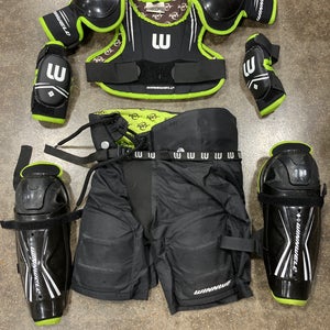 Youth Large Winnwell Starter Kit (Used)