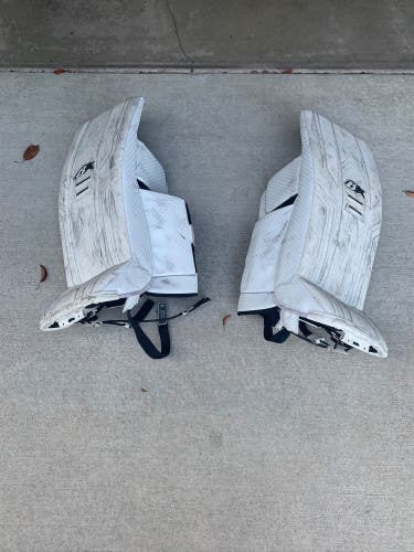27" 2023 Brian's Optik 3 Goalie Leg Pads (Used)