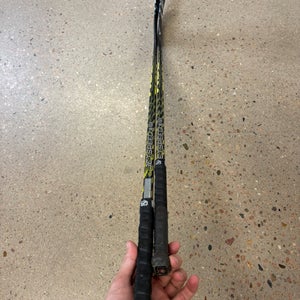*2-Pack* Youth CCM JetSpeed Hockey Stick Left Hand | P28 10 Flex (Used)