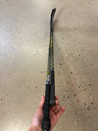 *2-Pack* Youth CCM JetSpeed Hockey Stick Left Hand | P28 10 Flex (Used)