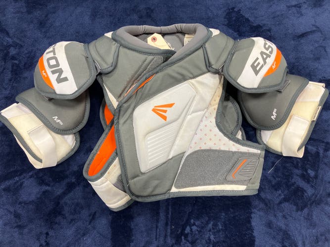 Large Senior Easton Mako M5 Shoulder Pads (Used)