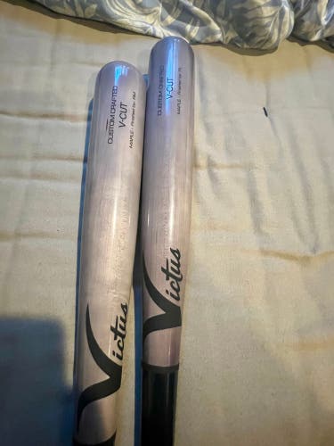 2024 Victus V-Cut Bat 33" (New)