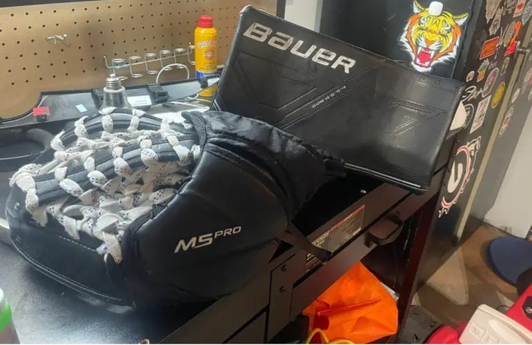 Bauer M5 Pro Regular Sz Intermediate