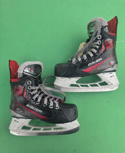 Youth Bauer Vapor X5 Pro Hockey Skates | Size 13 Regular Width (D)