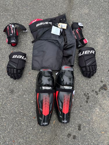 Junior Large Bauer Starter Kit w/o Shoulder Pads
