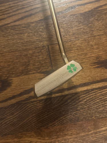 Gold Lucky Golf Mallet Putter