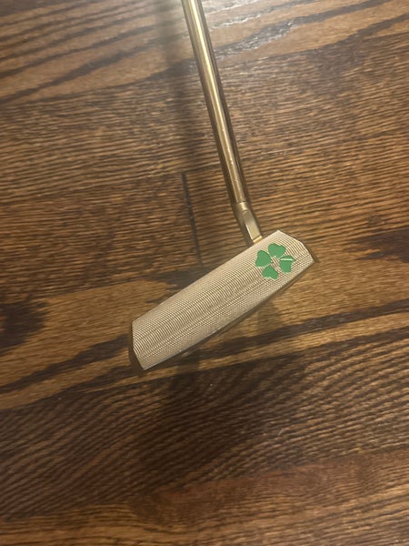 Gold Lucky Golf Mallet Putter