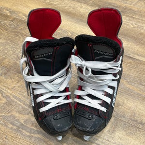 Youth Bauer Ns Hockey Skates Regular Width 11 (Used)
