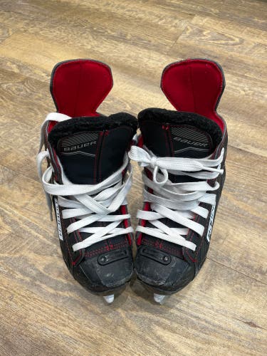 Youth Bauer Ns Hockey Skates Regular Width 11 (Used)