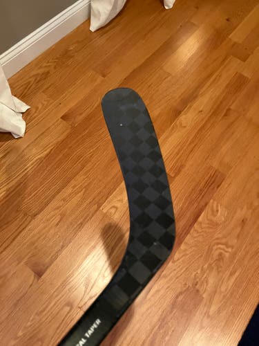 Youth CCM Ribcor Trigger 8 Left Hand Hockey Stick P29 (Used)