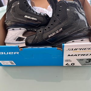 Bauer Supreme Matrix Hockey Skates Size 4 (Used)