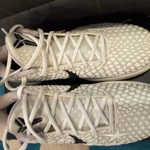 Men's Size M 7.0 (W 8.0) Nike Kobe 6 Shoes (New)