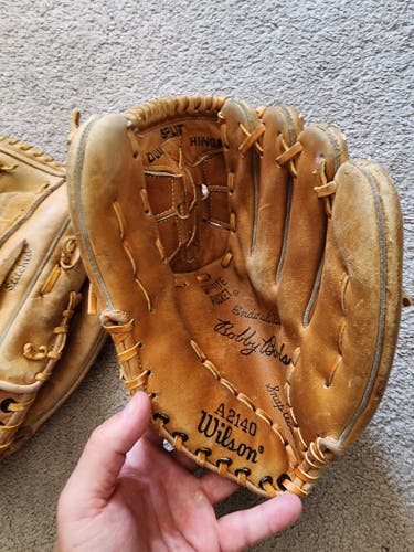 Lot Of 2 Wilson A2140 Bobby Bonds Vintage Baseball Gloves Right Hand Throw Mitt + Catchers Mask
