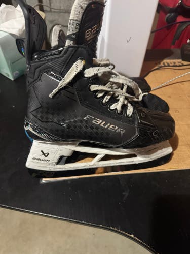 2024 Bauer Supreme Shadow Hockey Skates Size 6.5 (Used)