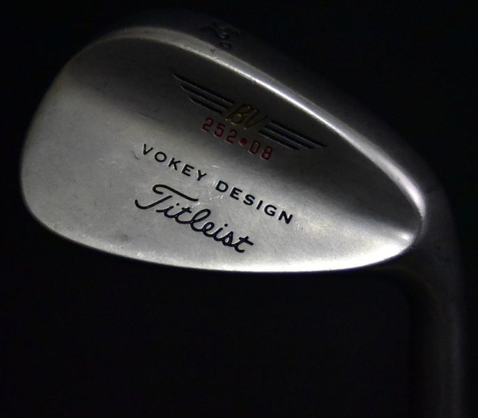 TITLEIST SM 252 DESIGN GAP WEDGE LOFT: 52 BOUNCE: 8 LENGTH: 36 IN RH
