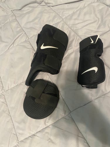 Black Senior Nike Shin Guards (Used)