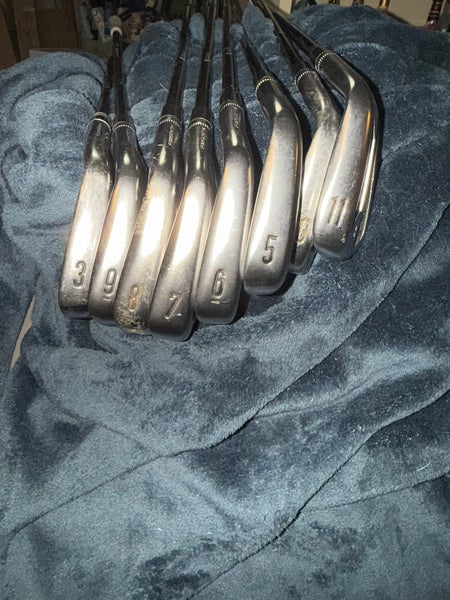 2024 Callaway Apex CB 24 Right Handed Iron Set Extra Stiff Flex 8 Pieces Graphite Shaft (Used)