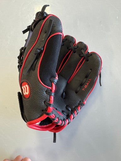 Used Wilson A200 BB/SB Glove RH Throw Black 10" 11860-S000298863