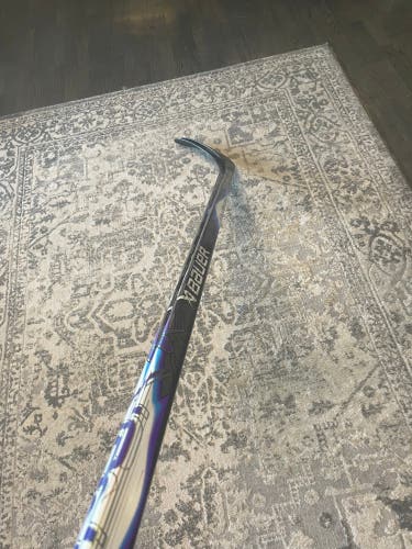 NEW 2 Pack BAUER FLYLITE (77 flex P28)