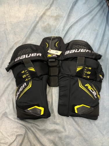 Senior Medium Bauer Supreme ACP Pro Girdle (Used)